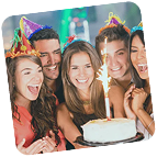 Collecting the best moments of an event with Eventlens