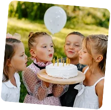Birthday party photos captured with Eventlens